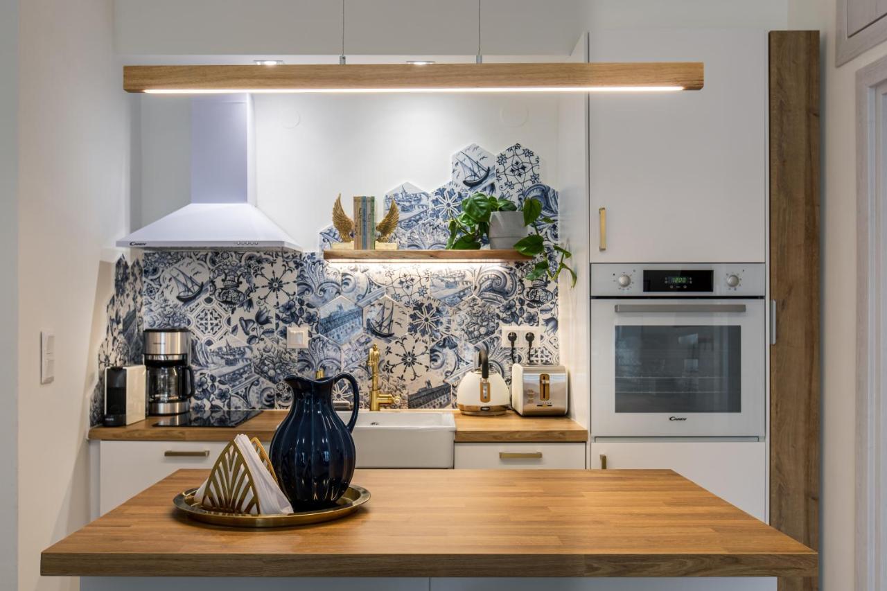 Chic & Comfort Homes In Central Volos # 3 ภายนอก รูปภาพ