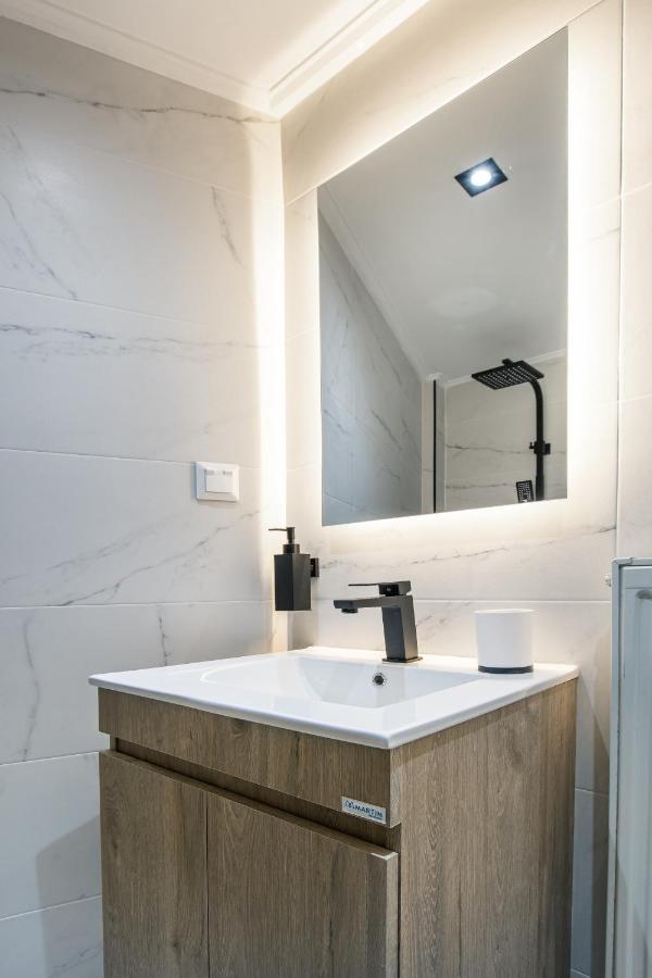 Chic & Comfort Homes In Central Volos # 3 ภายนอก รูปภาพ