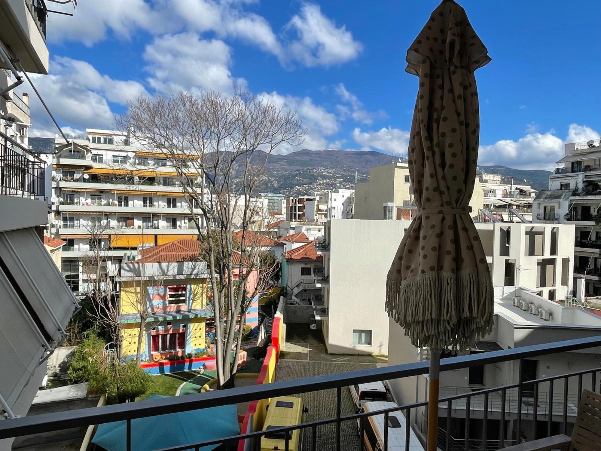 Chic & Comfort Homes In Central Volos # 3 ภายนอก รูปภาพ